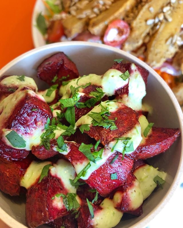 These DEEP BEETS don't kale our vibe 😂💗🌿 we think that deep fried beets drizzled with jalape&ntilde;o-cilantro aioli and topped with fresh chopped cilantro make the perfect side 🙆